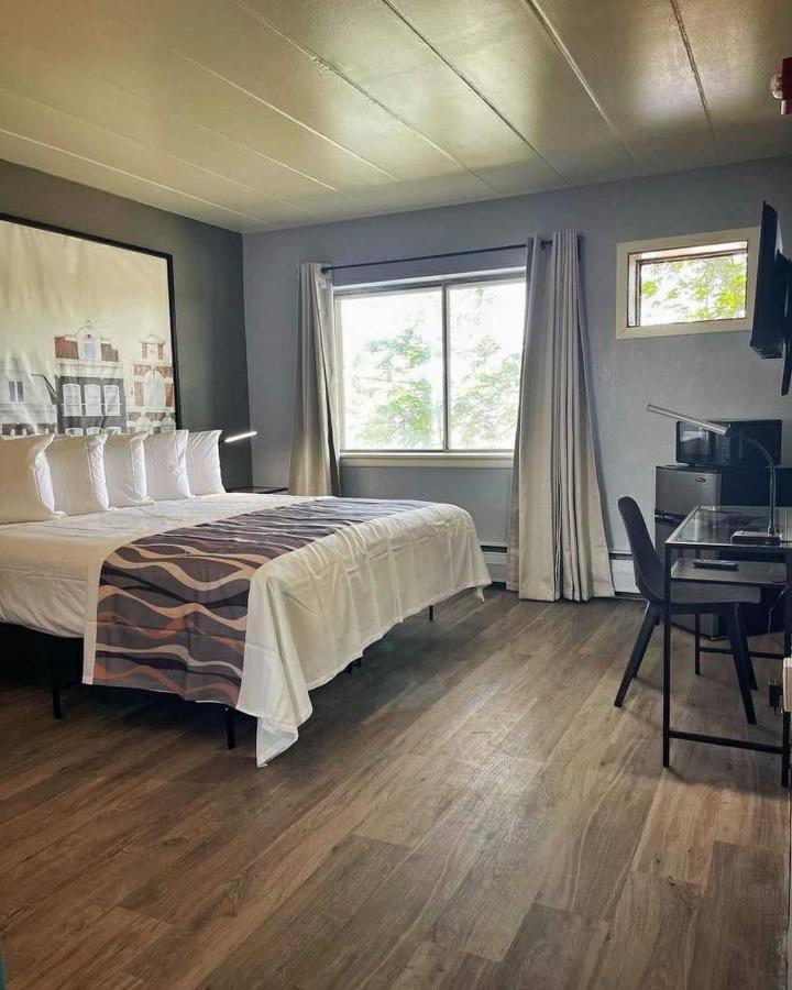 Valued Aloha Hotel 2*